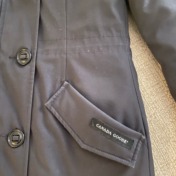 Canada Goose XS fusion parka in navy - Picture 4 of 5